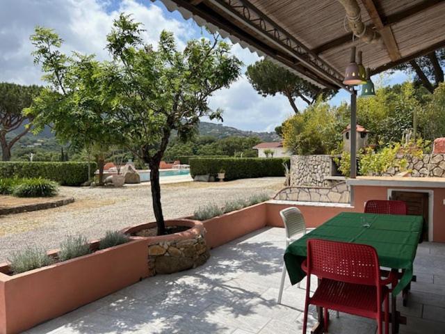 Residence Melograno Capoliveri  Εξωτερικό φωτογραφία