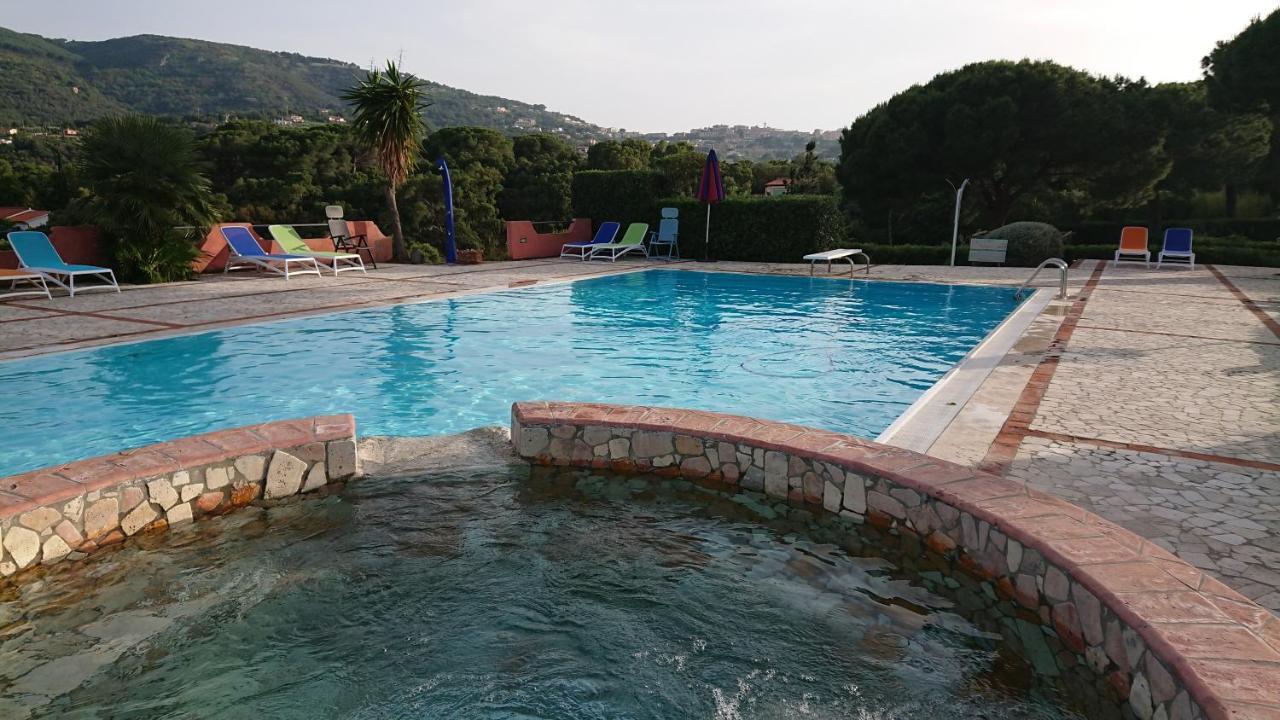 Residence Melograno Capoliveri  Εξωτερικό φωτογραφία