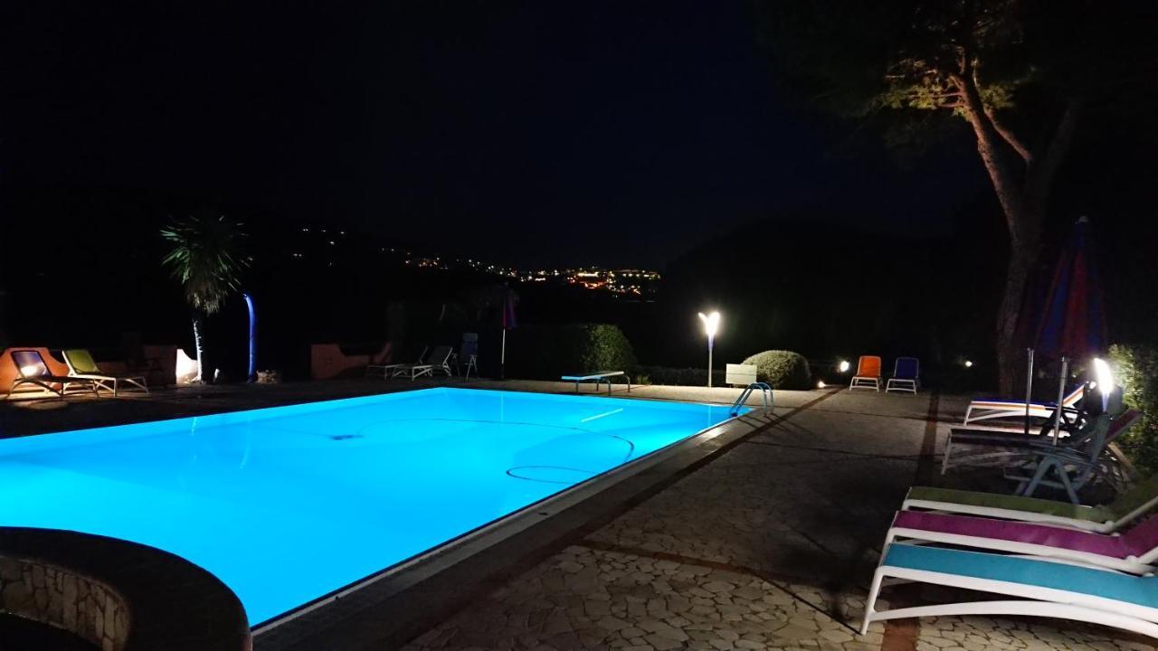Residence Melograno Capoliveri  Εξωτερικό φωτογραφία